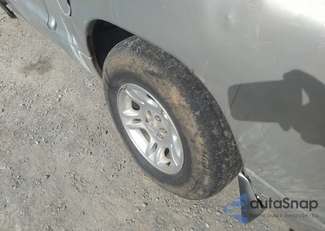 2001 Dodge Dakota Slt/Sport z USA, uszkodzony, nr VIN 1B7HL2AX01S333189